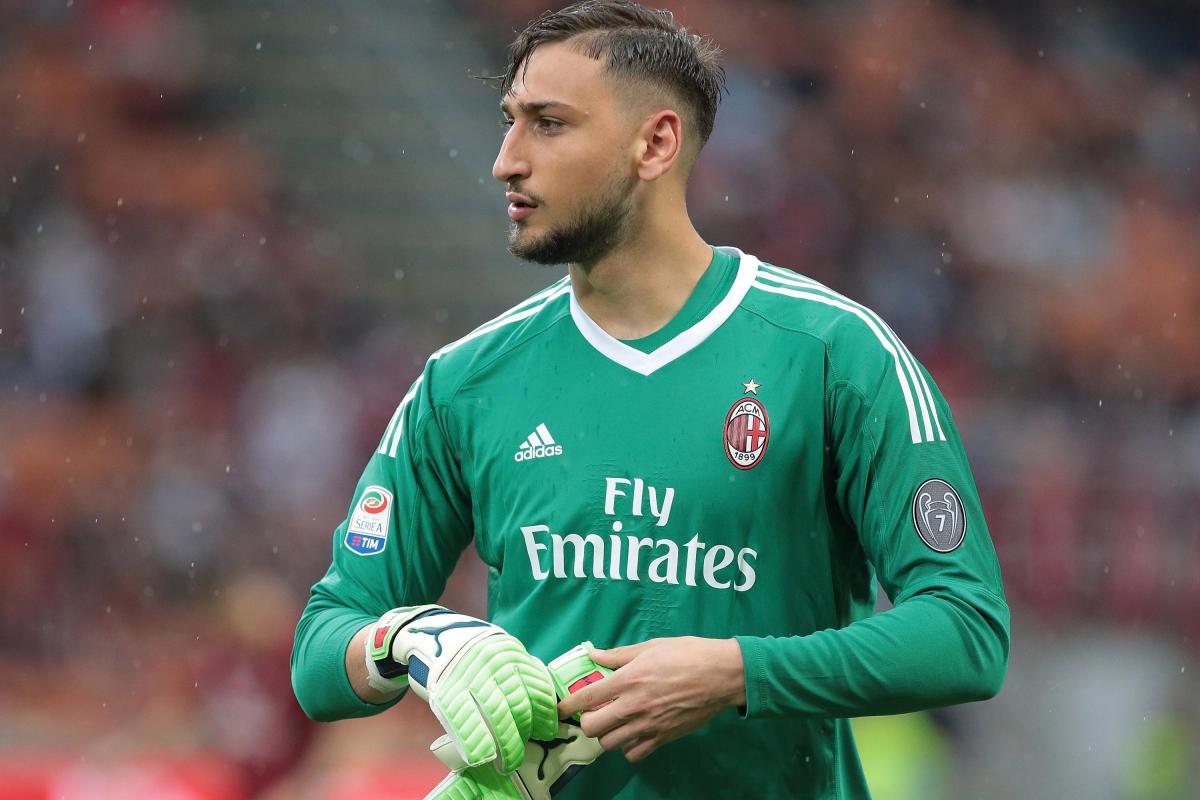 Gianluigi Donnarumma, le gardien du Milan AC est courtisé par le Paris Saint-Germain