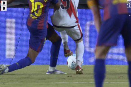 Polémique à Vallecas : le VAR en panne, le Barça profite d’un penalty contesté face au Rayo