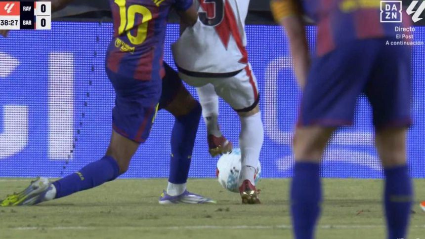 Polémique à Vallecas : le VAR en panne, le Barça profite d’un penalty contesté face au Rayo